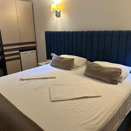 Yereone Hotel Apartment Ереван Экстерьер фото