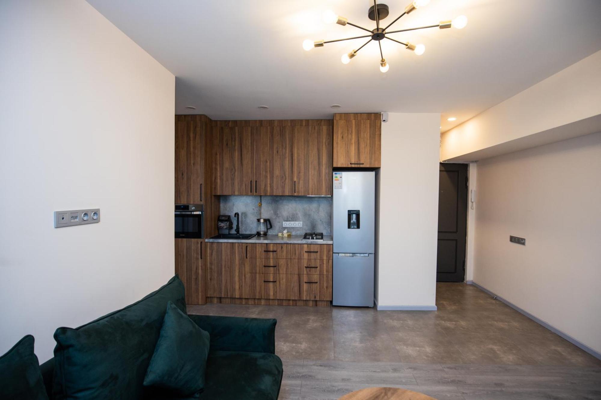 Yereone Hotel Apartment Ереван Экстерьер фото