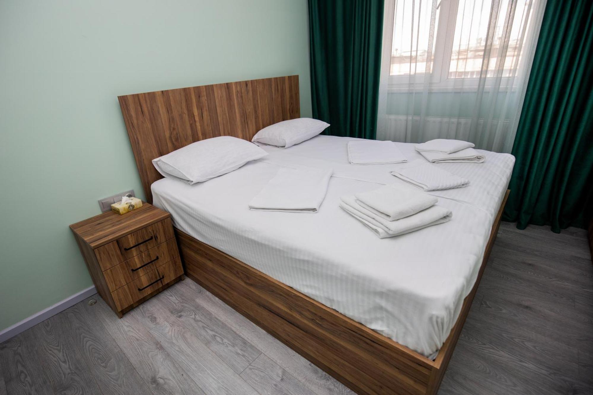 Yereone Hotel Apartment Ереван Экстерьер фото