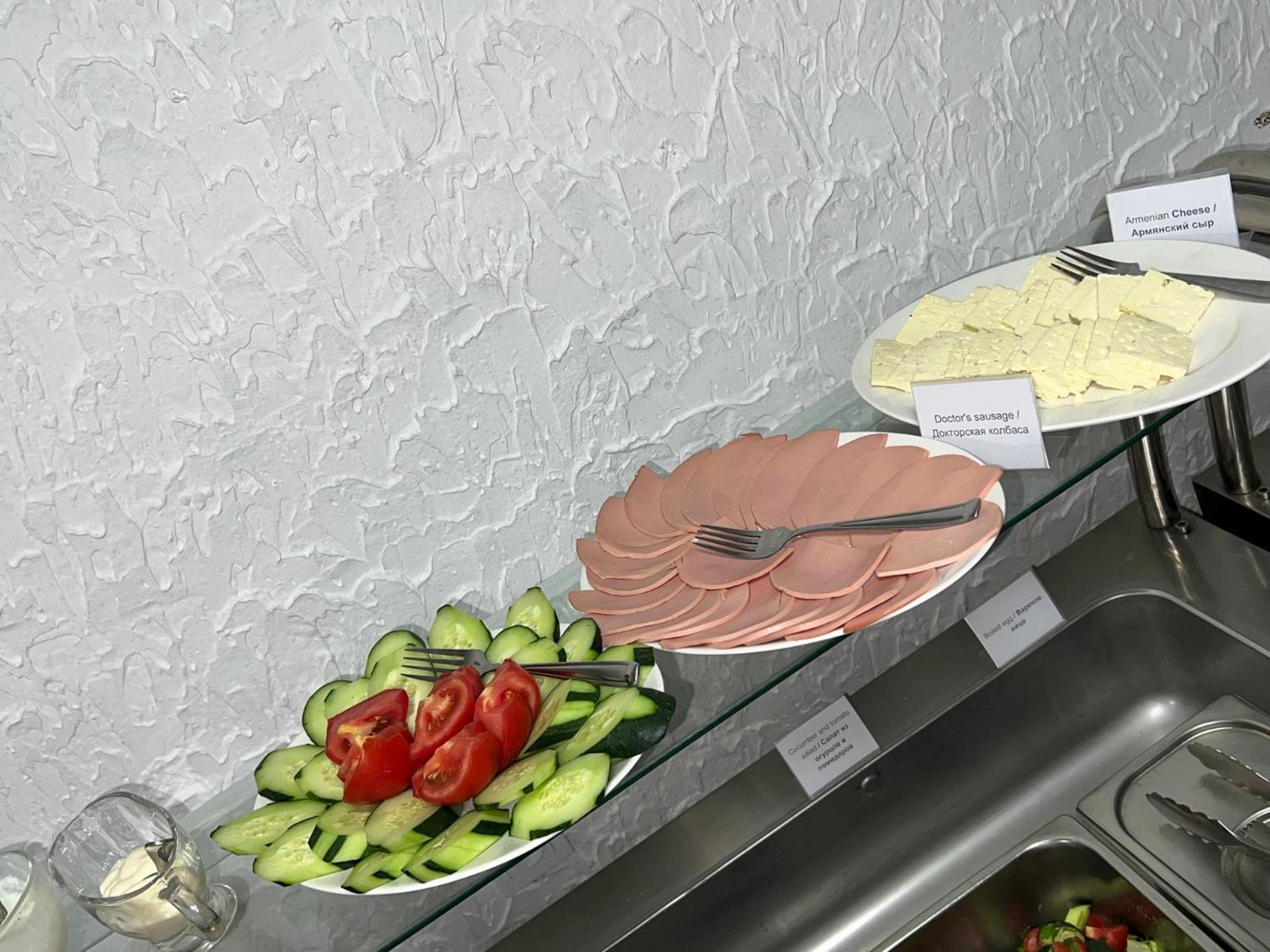 Yereone Hotel Apartment Ереван Экстерьер фото