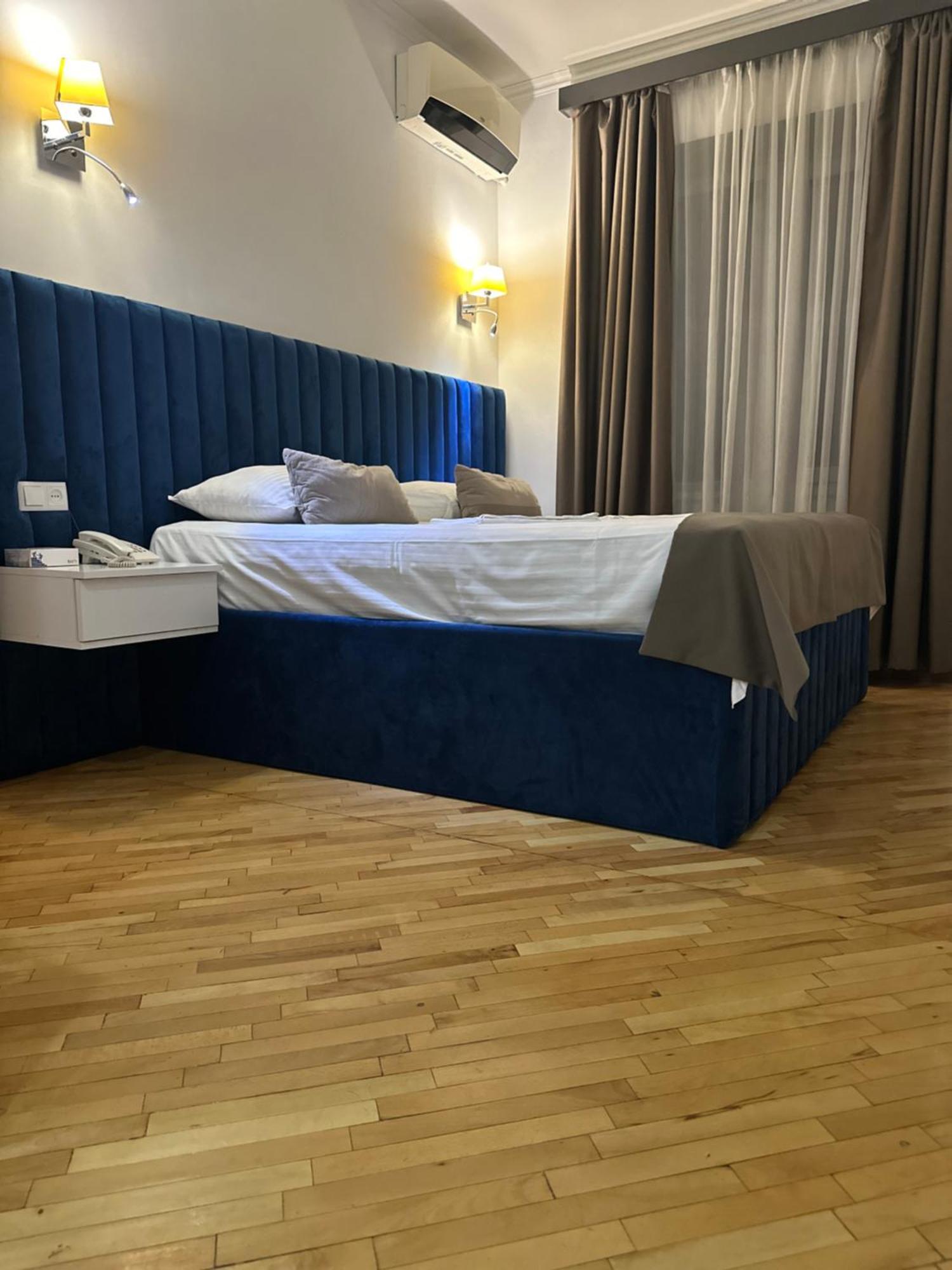 Yereone Hotel Apartment Ереван Экстерьер фото