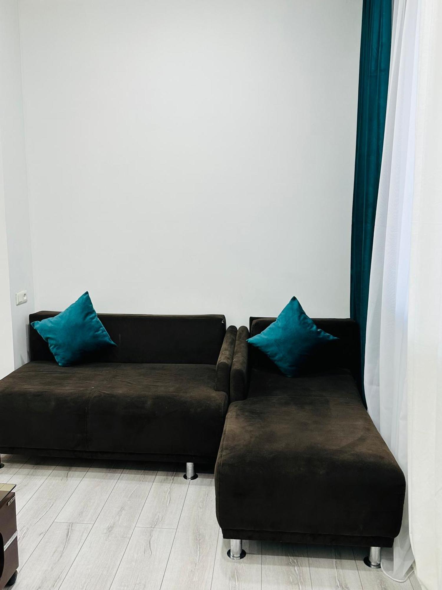 Yereone Hotel Apartment Ереван Экстерьер фото
