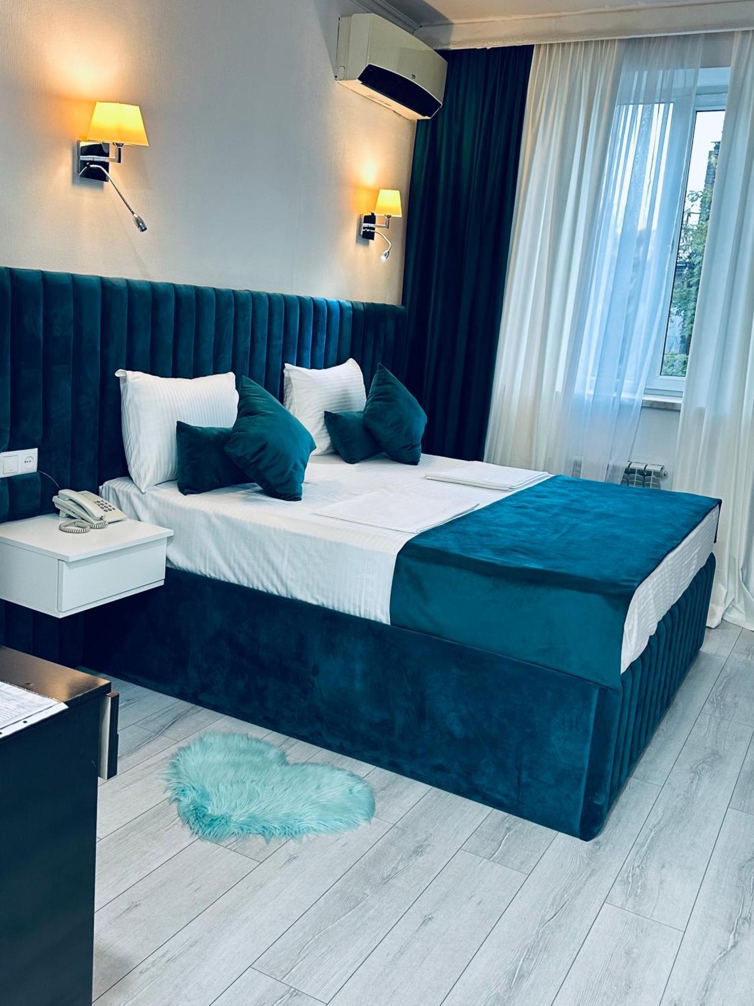 Yereone Hotel Apartment Ереван Экстерьер фото
